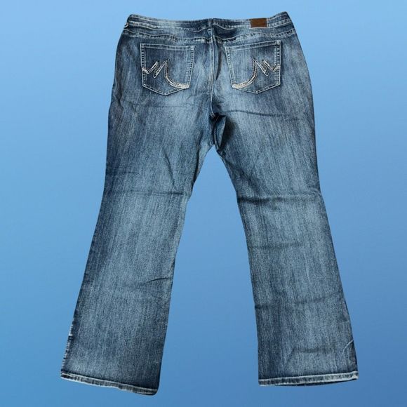 Plus Size Maurices Medium Wash High Rise Jeans Size 22 Long 40x32 #41 - Picture 5 of 5